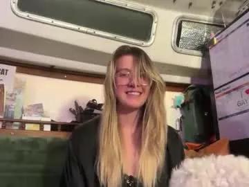 2girls1boat from Chaturbate